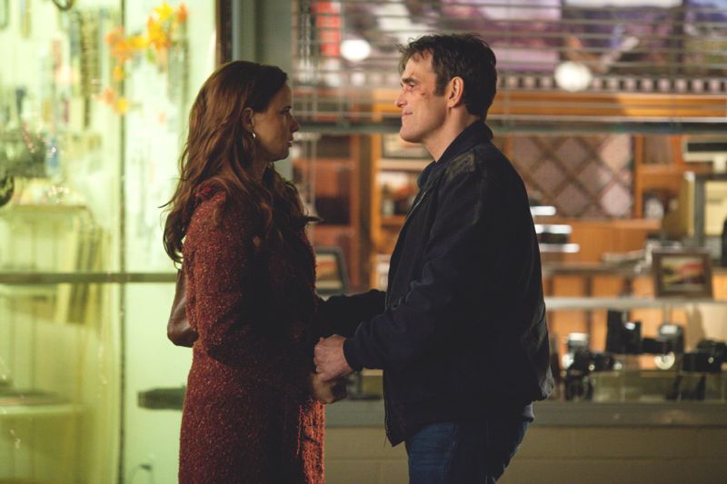 WAYWARD PINES: Ethan (Matt Dillon, R) and Beverly (Juliette Lewis, L) finalize their plans in the "Don't Discuss Your Life Before" episode of WAYWARD PINES airing Thursday, May 21 (9:00-10:00 PM ET/PT) on FOX. ©2015 Fox Broadcasting Co. Cr: Liane Hentscher/FOX