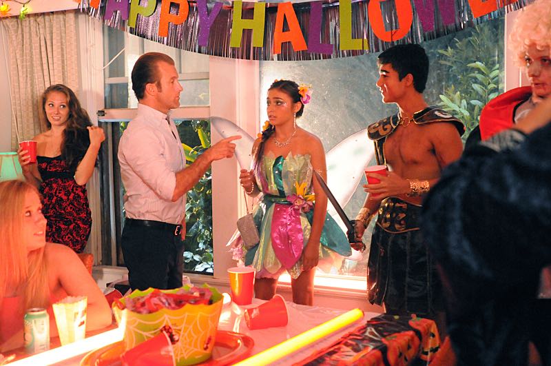 "Na Pilikua Nui" -- It's Halloween in O'ahu, and Five-0 must track down a serial killer inspired by Frankenstein. Also, Jerry calls Five-0 for help when an armed gang raids a blood bank, and Danny must track down Grace who lied and snuck out to a Halloween party, on HAWAII FIVE-0, Friday, Oct. 30 (9:00-10:00 PM, ET/PT), on the CBS Television Network. (*"Na Pilikua Nui" is Hawaiian for "Monsters") Danny "Danno" Williams (Scott Caan) and Grace Williams (Teilor Grubbs), shown. Photo: Sonja Flemming/CBS é2015 CBS Broadcasting, Inc. All Rights Reserved
