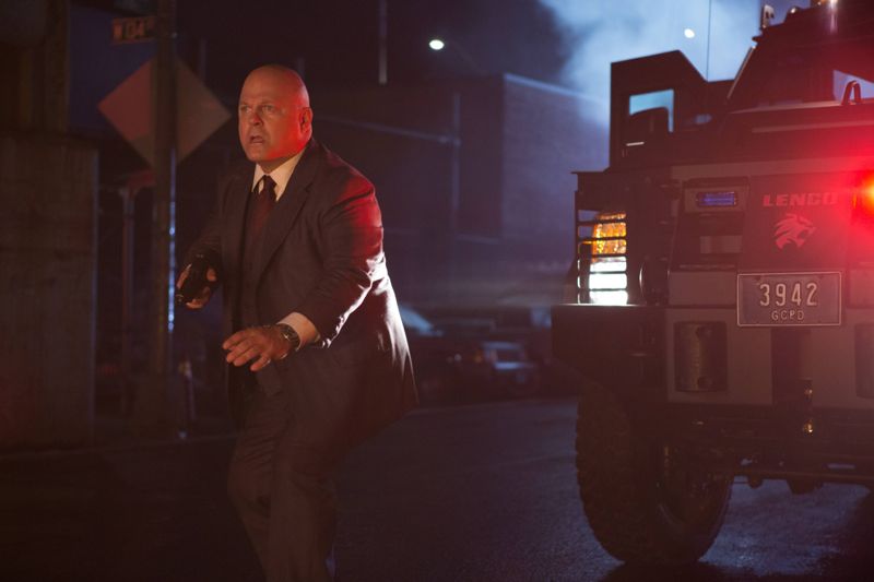 GOTHAM: L-R: Michael Chiklis in the “Rise of the Villains: By Fire” episode of GOTHAM airing Monday, Oct. 26 (8:00-9:00 PM ET/PT) on FOX. ©2015 Fox Broadcasting Co. Cr: Jessica Miglio/ FOX.
