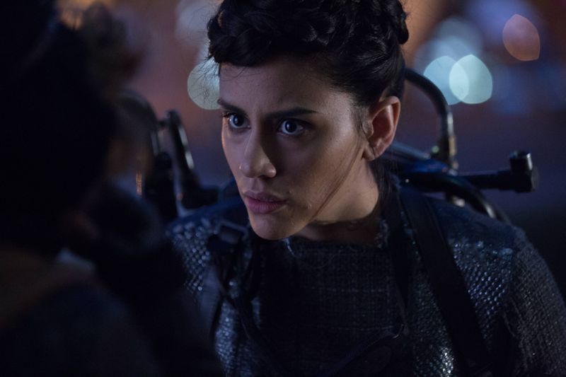 GOTHAM: L-R: Guest stat Bridget Pike (Firefly) in the “Rise of the Villains: By Fire” episode of GOTHAM airing Monday, Oct. 26 (8:00-9:00 PM ET/PT) on FOX. ©2015 Fox Broadcasting Co. Cr: Jessica Miglio/ FOX.