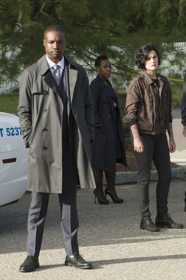 BLINDSPOT -- "Persecute Envoys" Episode 108 -- Pictured: (l-r) Rob Brown as Edgar Reed, Marianne Jean-Baptiste as Bethany Mayfair, Jaimie Alexander as Jane Doe -- (Photo by: Barbara Nitke/NBC)