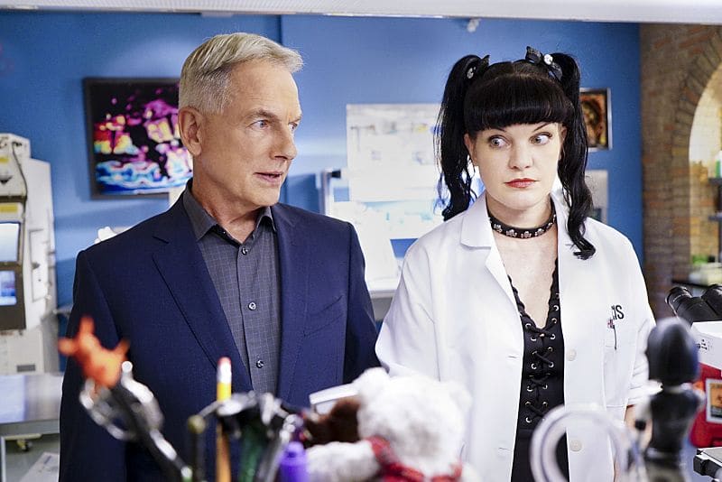 "Privileged Information" -- When the NCIS team investigates a marine sergeant's tragic fall from a building, her doctor, Grace Confalone (Laura San Giacomo), confides in Gibbs and suggests he treat it as a murder investigation. Also, Torres searches for a place to live, on NCIS, Tuesday, Oct. 4 (8:00-9:00 PM, ET/PT), on the CBS Television Network. Pictured: Mark Harmon, Pauley Perrette Photo: Sonja Flemming/CBS é2016 CBS Broadcasting, Inc. All Rights Reserved