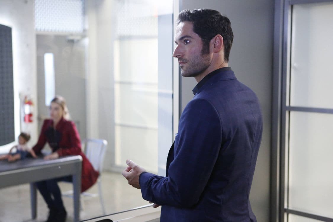 LUCIFER: Tom Ellis in the “Liar, Liar, Slutty Dress on Fire” episode of LUCIFER airing Monday, Oct. 3 (9:01-10:00 PM ET/PT) on FOX. Cr: Bettina Strauss/FOX.
