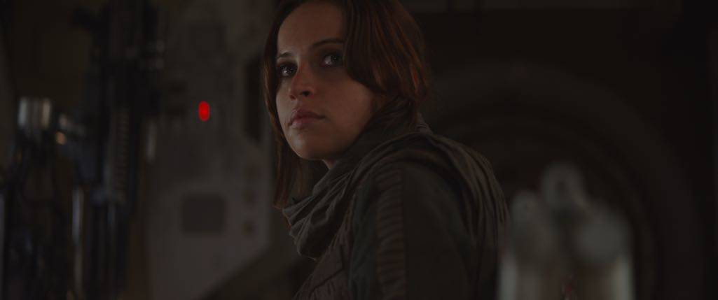 Rogue One: A Star Wars Story Jyn Erso (Felicity Jones) Photo credit: Lucasfilm/ILM ©2016 Lucasfilm Ltd. All Rights Reserved.
