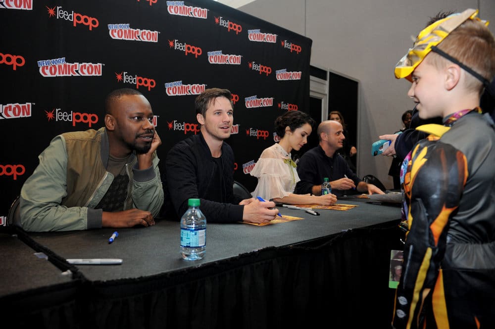 NEW YORK COMIC CON 2016 -- "Timeless" Autographs -- Pictured: (l-r) Malcolm Barrett, Matt Lanter, Abigail Spencer, Executive Producer Eric Kripke on Sunday, October 9, 2016 from the Javits Center in New York, NY -- (Photo by: Brad Barket/NBC)