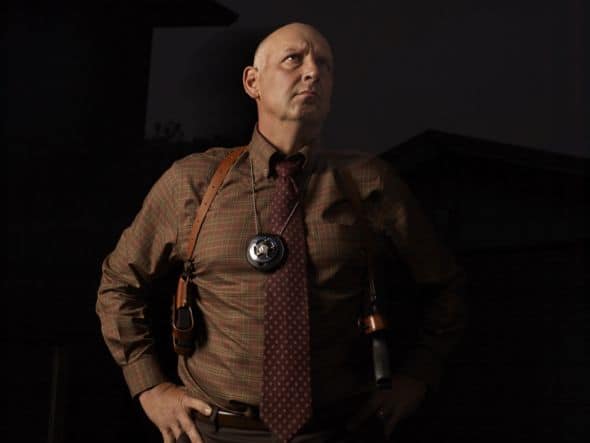 JUSTIFIED: Nick Searcyas Art Mullen. CR: Mark Seliger / FX