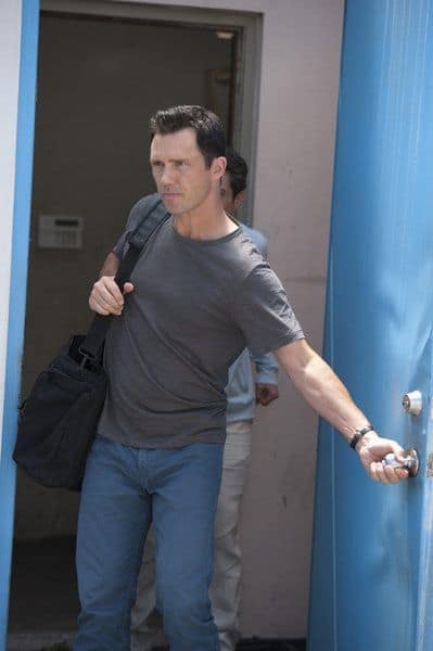 BURN NOTICE -- Episode 605 -- Pictured: Jeffrey Donovan as Michael Westen -- (Photo by Glenn Watson/USA Network) BURN NOTICE -- Episode 605 -- Pictured: Jeffrey Donovan as Michael Westen -- (Photo by Glenn Watson/USA Network)