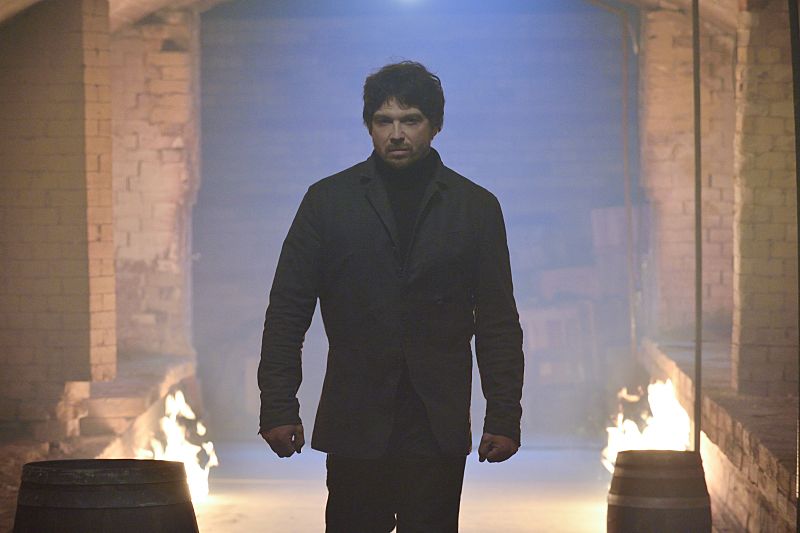 Beauty and the Beast -- "Patient X" -- Image Number: BB310a_0236.jpg -- Pictured: Jason Gedrick as Liam -- Photo: Ben Mark Holzberg/The CW -- é 2015 The CW Network, LLC. All rights reserved.
