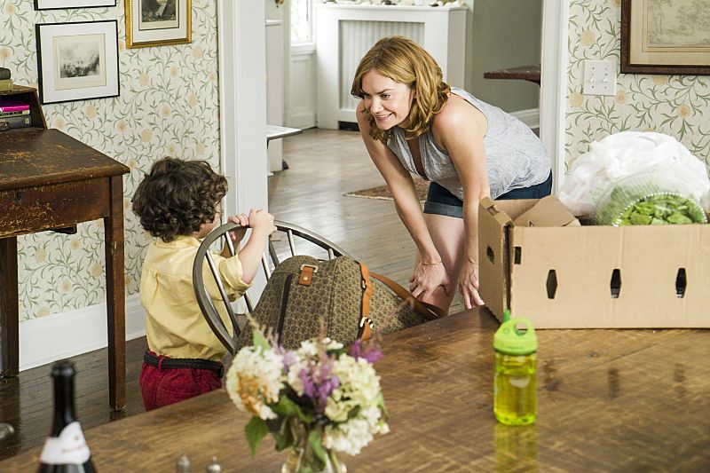 Ruth WIlson as Alison in The Affair (season 2, episode 5). - Photo: Mark Schafer/SHOWTIME - Photo ID: TheAffair_205_5582