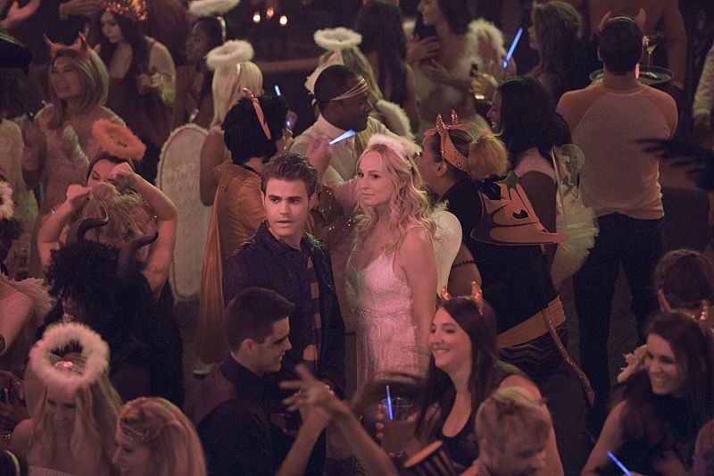 The Vampire Diaries -- "I Carry Your Heart With Me" -- Image Number: VD704a_0161.jpg -- Pictured (L-R): Paul Wesley as Stefan and Candice King as Caroline -- Photo: Bob Mahoney/The CW -- é 2015 The CW Network, LLC. All rights reserved.
