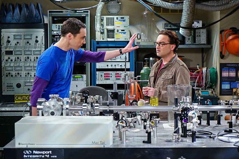 "The Helium Insufficiency" -- In the midst of a nation-wide helium shortage, Sheldon (Jim Parsons, left) and Leonard (Johnny Galecki, right) take desperate measures to get the supplies they need, on THE BIG BANG THEORY, Monday, Oct. 26 (8:00-8:30 PM, ET/PT), on the CBS Television Network. Photo: Monty Brinton/CBS é2015 CBS Broadcasting, Inc. All Rights Reserved