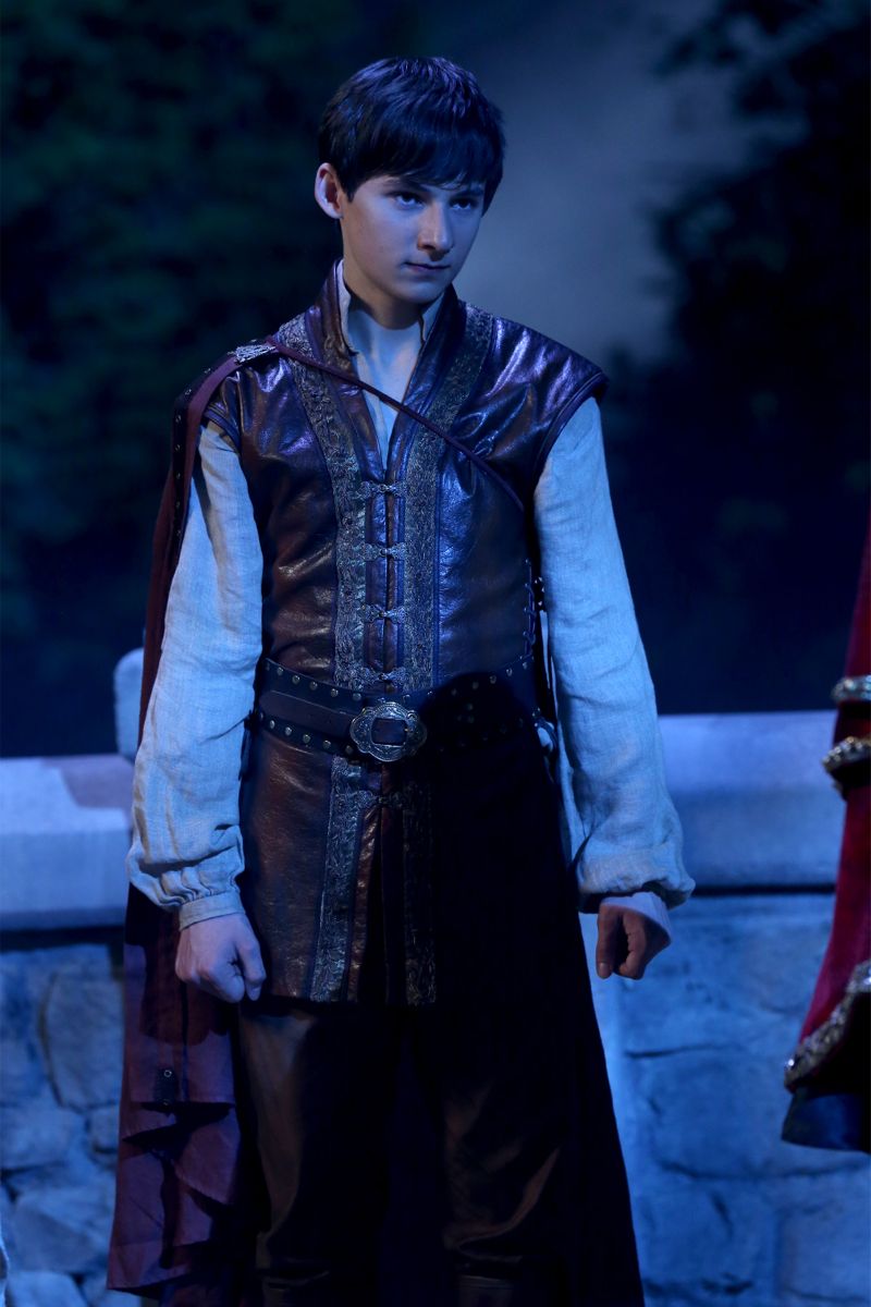 ONCE UPON A TIME - "Dreamcatcher" - In Camelot, as Mary Margaret and David attempt to retrieve the Dark One dagger, Emma uses a dreamcatcher to look into the past to see how Merlin was transformed into a tree. Together, Emma and Regina figure out the critical ingredient they must acquire to free Merlin, but it's a race against Arthur, who does not want Merlin released. Meanwhile, with encouragement from his moms, Henry musters up the courage to ask Violet on a date. Back in Storybrooke, the heroes break into Emma's house hoping to locate Gold, but what they find will give them a glimpse of Emma's end game. Far from prying eyes, Merida sets about the mission Emma has tasked her with and begins molding Gold into the hero they need to draw Excalibur, on "Once Upon a Time," SUNDAY, OCTOBER 25 (8:00-9:00 p.m., ET) on the ABC Television Network. (ABC/Jack Rowand) JARED GILMORE