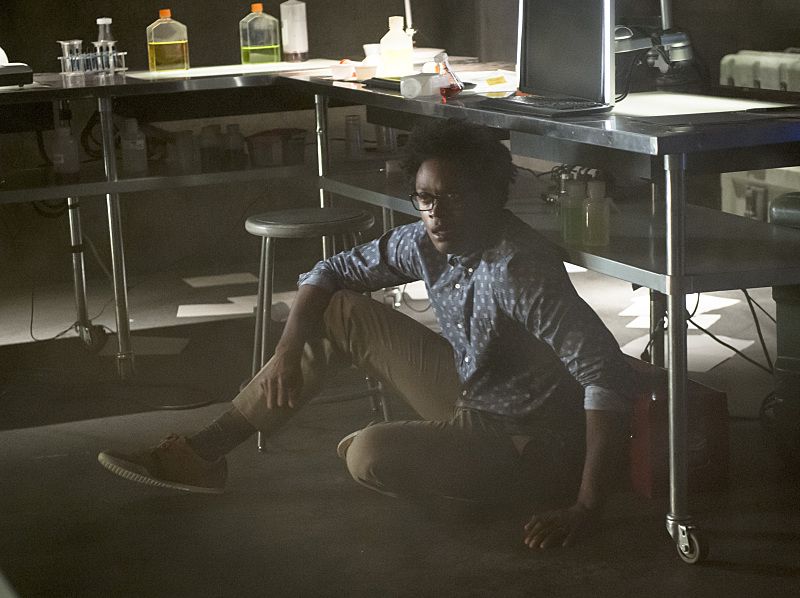 Arrow -- "Restoration" -- Image AR403A_0138b.jpg -- Pictured: Echo Kellum as Curtis Holt -- Photo: Diyah Pera /The CW -- é 2015 The CW Network, LLC. All Rights Reserved.