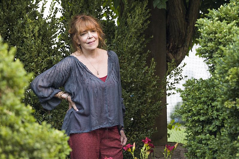 Deirdre O'Connell as Athena in The Affair (season 2, episode 6). - Photo: Mark Schafer/SHOWTIME - Photo ID: TheAffair_206_7564
