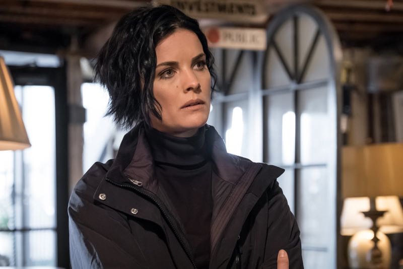 BLINDSPOT -- "Mans Telepathic Loyal Lookouts" Episode 117 -- Pictured: Jaimie Alexander as Jane Doe -- (Photo by: Jeff Neumann/NBC)