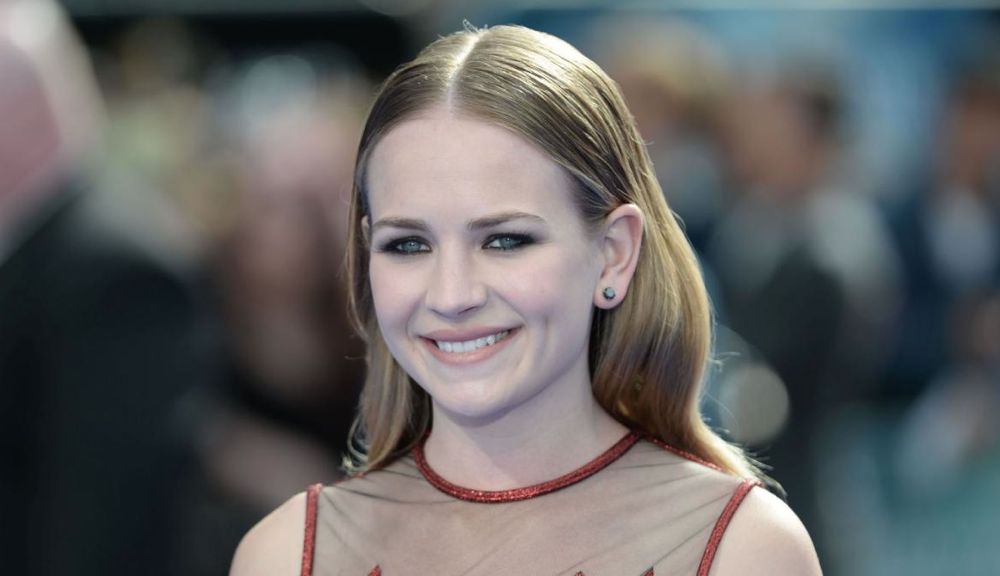 britt robertson