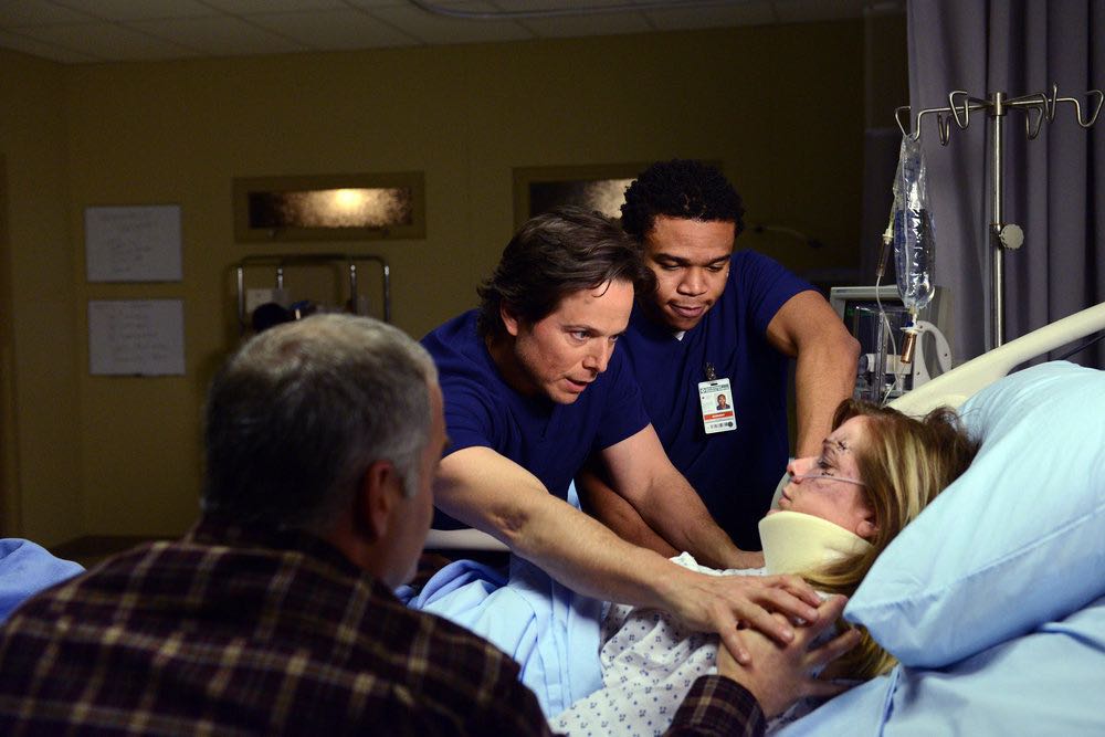 THE NIGHT SHIFT -- "The Thing With Feathers" Episode 302 -- Pictured: (l-r) Scott Wolf as Dr. Scott Clemmens, Robert Bailey, Jr. as Dr. Paul Cummings -- (Photo by: Ursula Coyote/NBC)