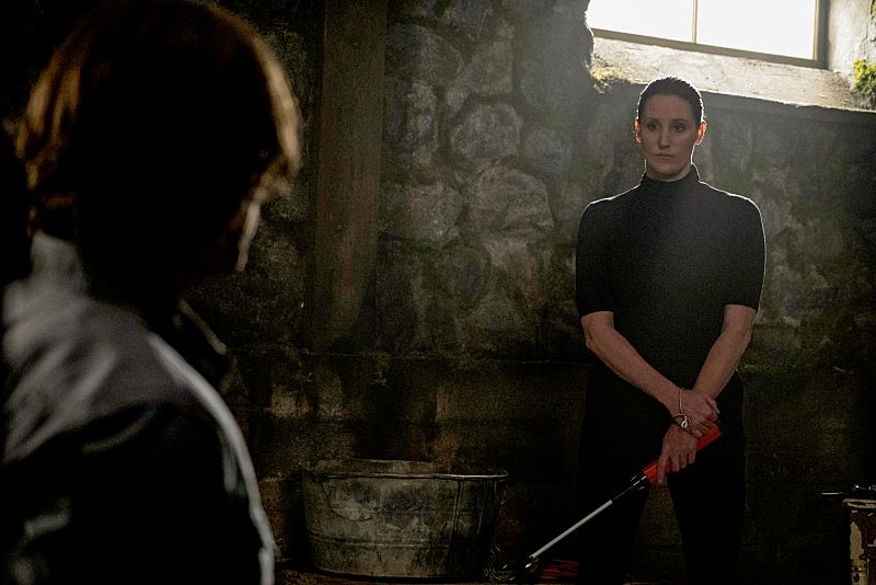 Supernatural -- "Keep Calm and Carry On" -- SN1201b_0012.jpg -- Pictured: Bronagh Waugh as Ms. Watt -- Photo: Katie Yu/The CW -- é 2016 The CW Network, LLC. All Rights Reserved Supernatural -- "Keep Calm and Carry On" -- SN1201b_0012.jpg -- Pictured: Bronagh Waugh as Ms. Watt -- Photo: Katie Yu/The CW -- é 2016 The CW Network, LLC. All Rights Reserved