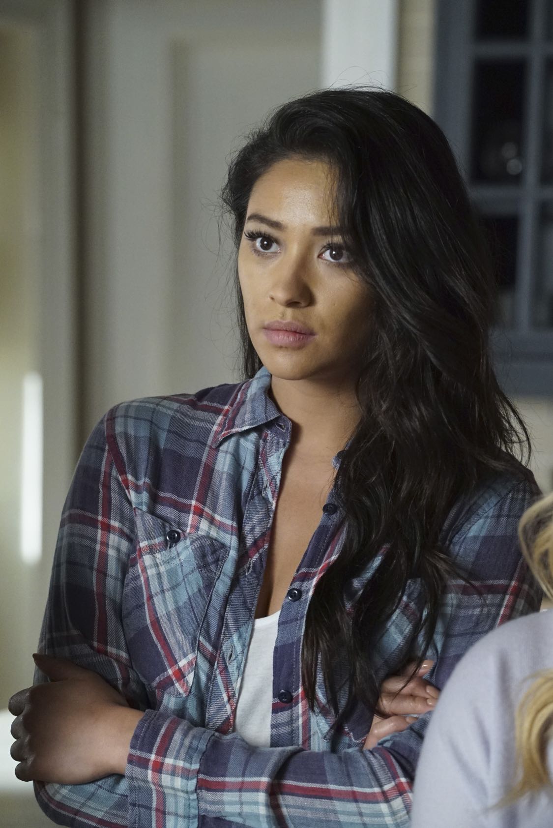 PRETTY LITTLE LIARS - "The Darkest Knight" - The PLLs confront old foes head-on and mayhem ensues in "The Darkest Knight," the summer finale of the hit original series "Pretty Little Liars," airing TUESDAY, AUGUST 30 (8:00-9:00 p.m. EDT). Fans can catch up on all of the drama with an all-day marathon of season seven starting at 11:00 a.m. EDT and running up to the one-hour summer finale at 8:00 p.m. EDT. (Freeform/Ron Tom) SHAY MITCHELL