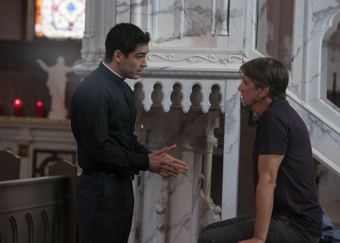 THE EXORCIST: L-R: Alfonso Herrera and Alan Ruck in the "Chapter Three: Let 'Em In" episode of THE EXORCIST airing Friday, Oct. 7 (9:00-10:00 PM ET/PT) on FOX. ©2016 Fox Broadcasting Co. Cr: Jean Whiteside/FOX