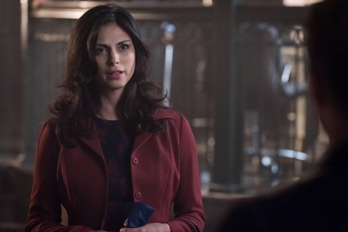 GOTHAM: Morena Baccarin in the“Mad City: Look Into My Eyes” episode of GOTHAM airing Monday, Oct. 3 (8:00-9:01 PM ET/PT) on FOX. ©2016 Fox Broadcasting Co. Cr: Jeff Neumann/FOX.