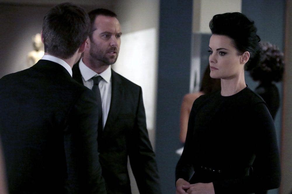 BLINDSPOT -- "If Beth" Episode 204 -- Pictured: (l-r) Jonathan Patrick Moore as Oliver, Sullivan Stapleton as Kurt Weller, Jaimie Alexander as Jane Doe -- (Photo by: Giovanni Ruffino/NBC)