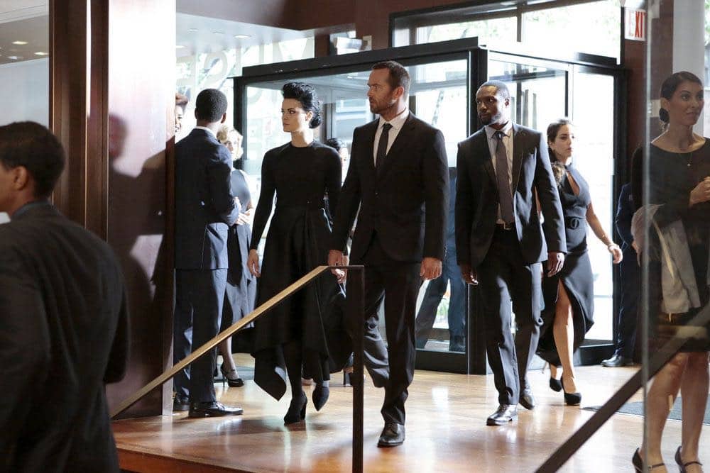 BLINDSPOT -- "If Beth" Episode 204 -- Pictured: (l-r) Jaimie Alexander as Jane Doe, Sullivan Stapleton as Kurt Weller, Rob Brown as Edgar Reade, Audrey Esparza as Tasha Zapata, Ashley Jonson as Patterson -- (Photo by: Giovanni Ruffino/NBC)
