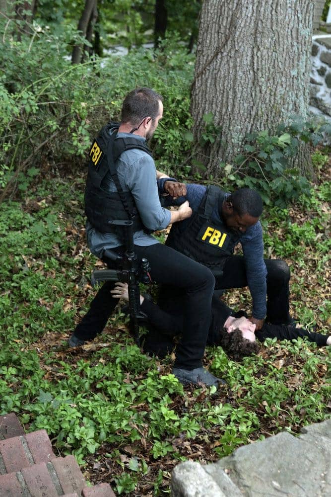 BLINDSPOT -- "If Beth" Episode 204 -- Pictured: (l-r) Sullivan Stapleton as Kurt Weller, Rob Brown as Edgar Reade, Jeff Solomon as Bo Kaier -- (Photo by: Giovanni Ruffino/NBC)