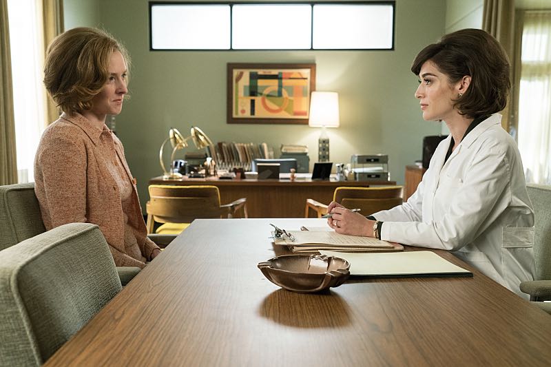 Lizzy Caplan as Virginia Johnson in Masters of Sex (season 4, episode 4) - Photo: Warren Feldman/SHOWTIME - Photo ID: MastersofSex_404_0746