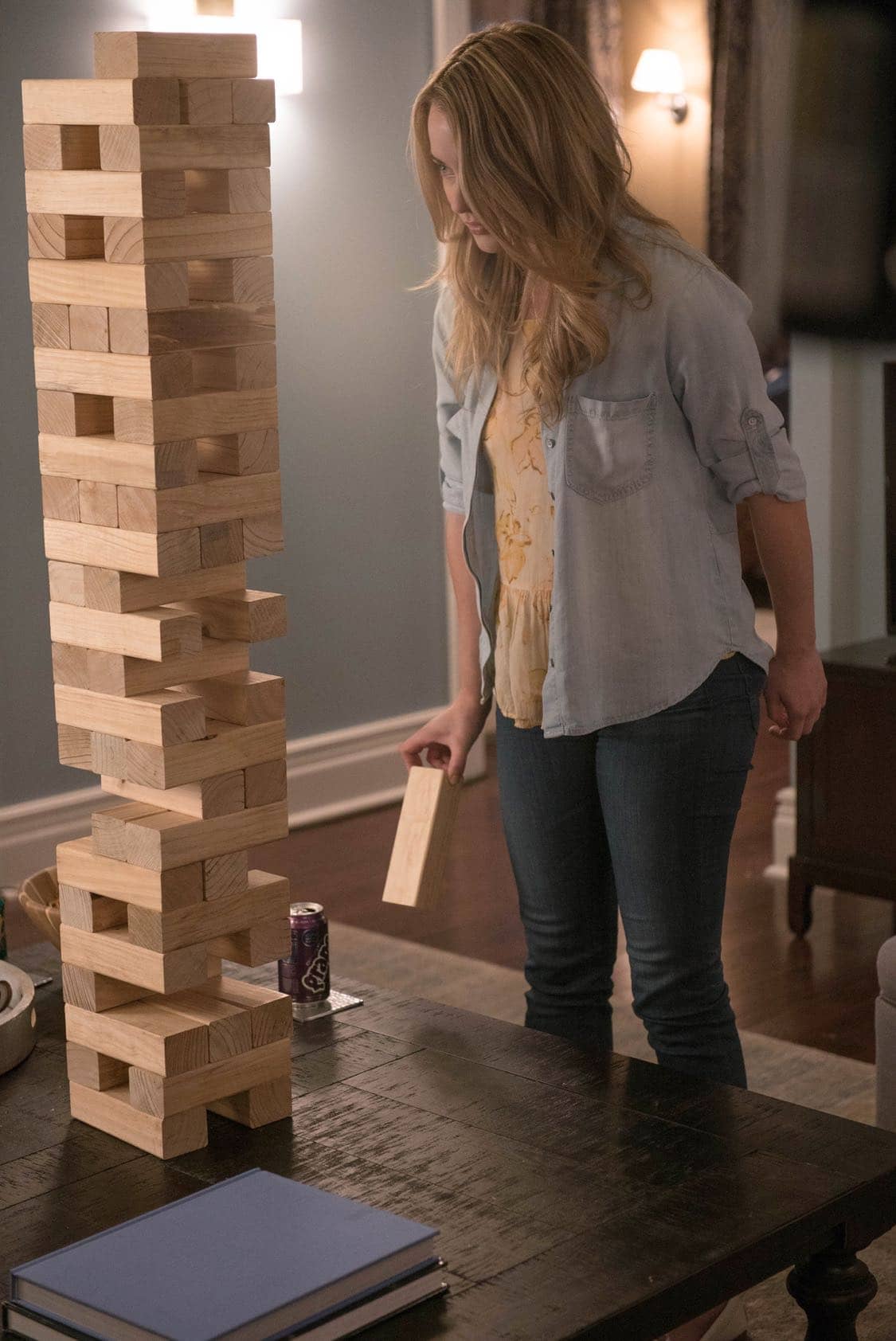 THE EXORCIST: Hannah Kasulka in the "Lupus in Fabula" episode of THE EXORCIST airing Friday, Sept. 30 (9:00-10:00 PM ET/PT) on FOX. ©2016 Fox Broadcasting Co. Cr: Jean Whiteside/FOX