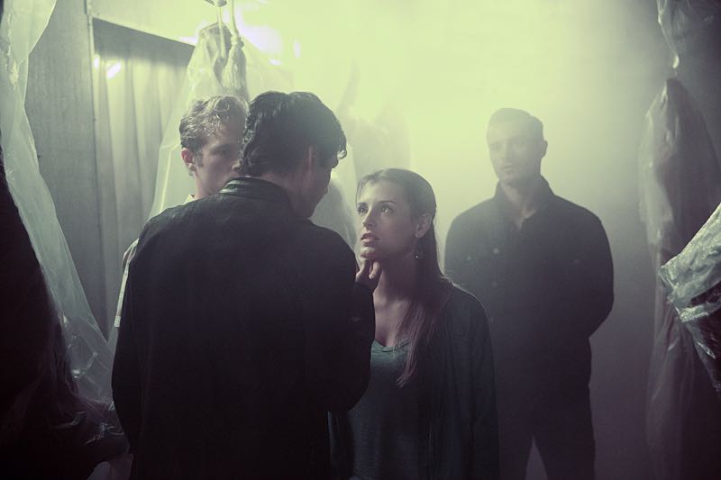 The Vampire Diaries -- "Hello Brother" --Image Number: VD801c_0025.jpg -- Pictured (L-R): Ian Somerhalder as Damon and Michael Malarkey as Enzo -- Photo: Bob Mahoney/The CW -- é 2016 The CW Network, LLC. All rights reserved.