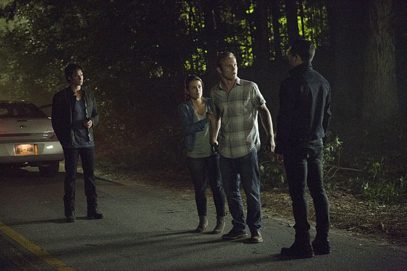 The Vampire Diaries -- "Hello Brother" --Image Number: VD801b_0357.jpg -- Pictured (L-R): Ian Somerhalder as Damon and Michael Malarkey as Enzo -- Photo: Bob Mahoney/The CW -- é 2016 The CW Network, LLC. All rights reserved.