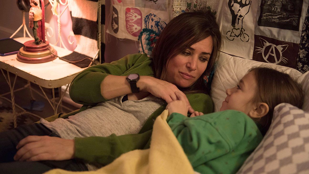 BETTER THINGS "Sam/Pilot" Episode 1 (Airs Thursday, September 8, 10:00 pm/ep) -- Pictured: (L-R) Pamela Adlon as Pam, Olivia Edward as Duke). CR: Colleen Hayes/FX