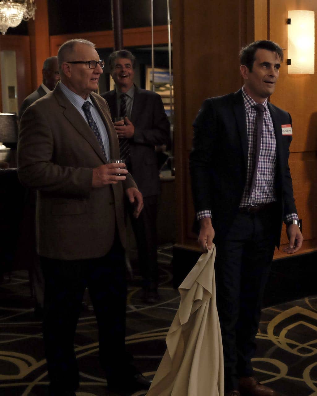 Modern Family Bloopers Season 8