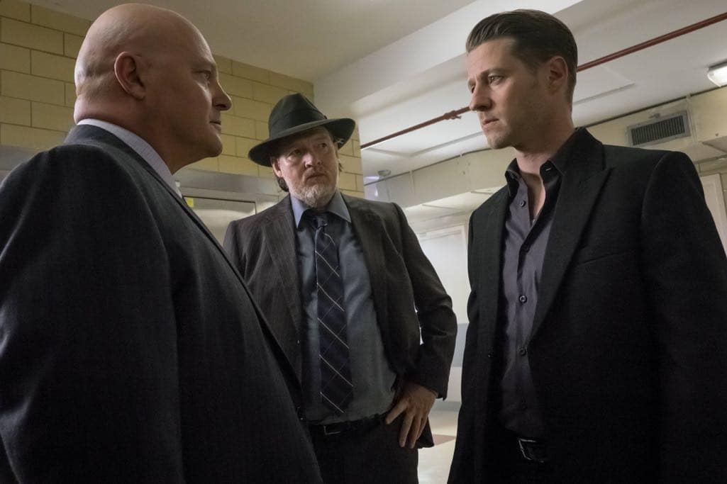 GOTHAM: L-R: Michael Chiklis, Donal Logue and Ben McKenzie in the “Mad City: Red Queen” episode of GOTHAM airing Monday, Oct. 31 (8:00-9:01 PM ET/PT) on FOX. ©2016 Fox Broadcasting Co. Cr: Jeff Neumann/FOX. GOTHAM: L-R: Michael Chiklis, Donal Logue and Ben McKenzie in the “Mad City: Red Queen” episode of GOTHAM airing Monday, Oct. 31 (8:00-9:01 PM ET/PT) on FOX. ©2016 Fox Broadcasting Co. Cr: Jeff Neumann/FOX.