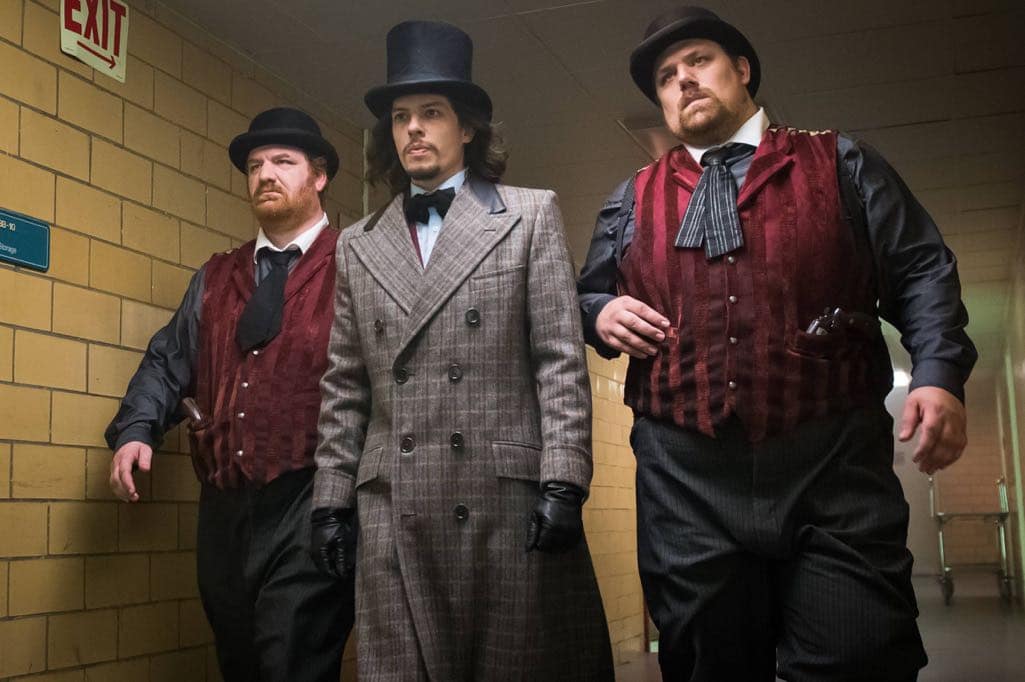 GOTHAM: Center: Benedict Samuel in the “Mad City: Red Queen” episode of GOTHAM airing Monday, Oct. 31 (8:00-9:01 PM ET/PT) on FOX. ©2016 Fox Broadcasting Co. Cr: Jeff Neumann/FOX.