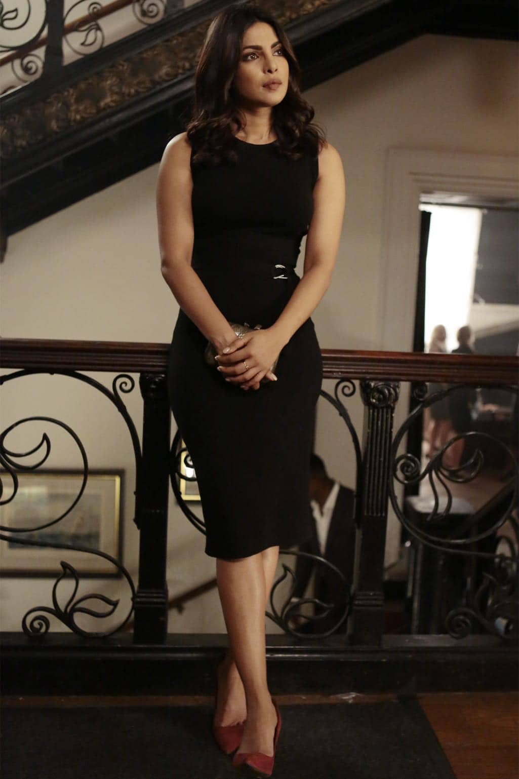 QUANTICO - "KMFORGET" - At the Farm, Harry is still suspicious of Alex and Ryan, and he's determined to learn more about their plan, while Leon is recruited for a special assignment by Owen. Meanwhile, in the future, Alex continues to run from the terrorists but faces her toughest challenge yet when the terrorists corner her on "Quantico," airing SUNDAY, OCTOBER 30 (10:00-11:00 p.m. EDT), on the ABC Television Network. (ABC/Giovanni Rufino) PRIYANKA CHOPRA