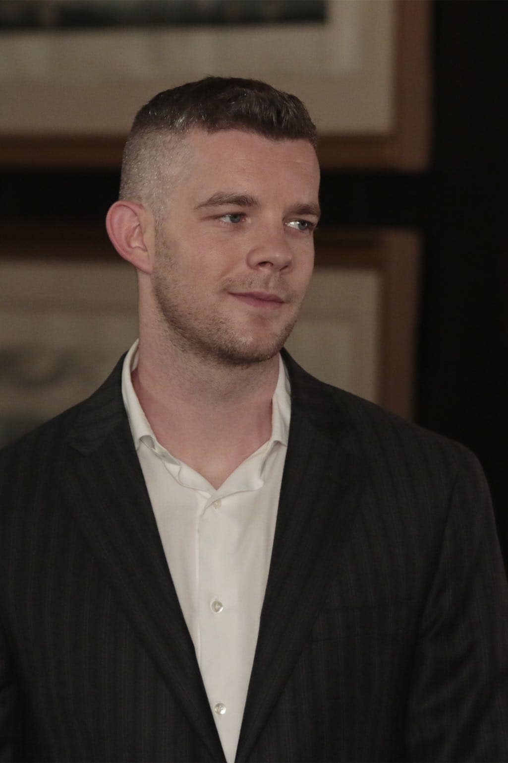 QUANTICO - "KMFORGET" - At the Farm, Harry is still suspicious of Alex and Ryan, and he's determined to learn more about their plan, while Leon is recruited for a special assignment by Owen. Meanwhile, in the future, Alex continues to run from the terrorists but faces her toughest challenge yet when the terrorists corner her on "Quantico," airing SUNDAY, OCTOBER 30 (10:00-11:00 p.m. EDT), on the ABC Television Network. (ABC/Giovanni Rufino) RUSSELL TOVEY