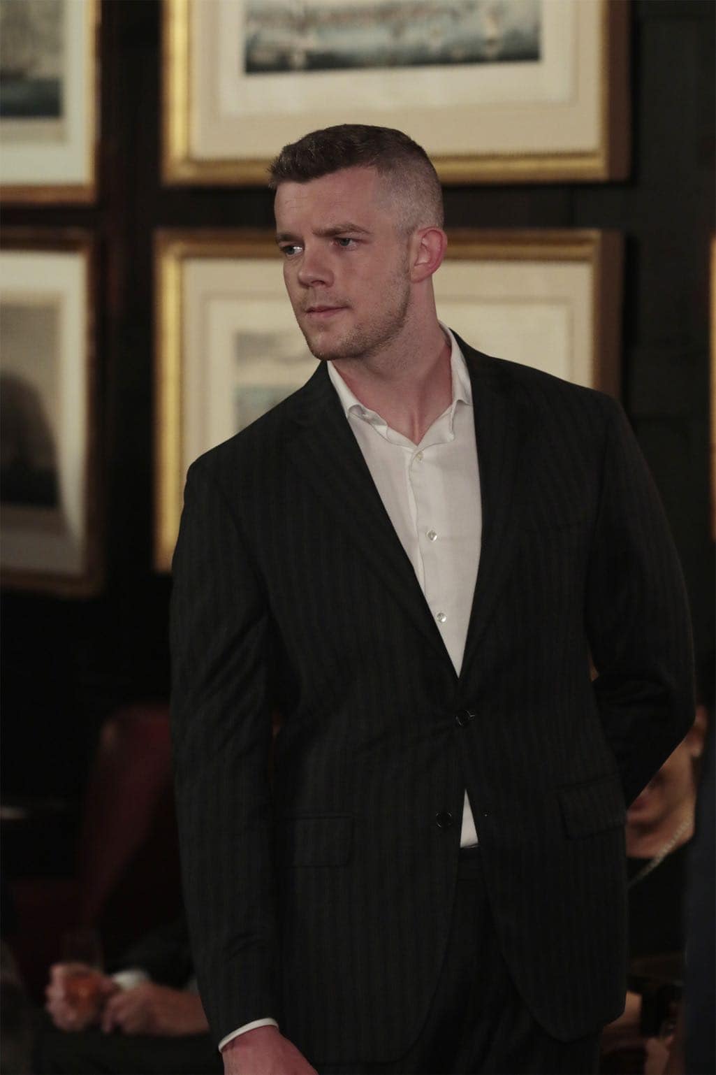 QUANTICO - "KMFORGET" - At the Farm, Harry is still suspicious of Alex and Ryan, and he's determined to learn more about their plan, while Leon is recruited for a special assignment by Owen. Meanwhile, in the future, Alex continues to run from the terrorists but faces her toughest challenge yet when the terrorists corner her on "Quantico," airing SUNDAY, OCTOBER 30 (10:00-11:00 p.m. EDT), on the ABC Television Network. (ABC/Giovanni Rufino) RUSSELL TOVEY