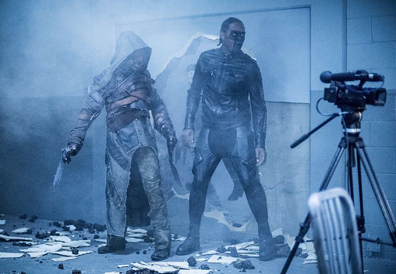 Arrow -- "Penance" -- Image AR504a_0243b.jpg -- Pictured (L-R): Prometheus and Echo Kellum as Curtis Holt -- Photo: Dean Buscher/The CW -- é 2016 The CW Network, LLC. All Rights Reserved.