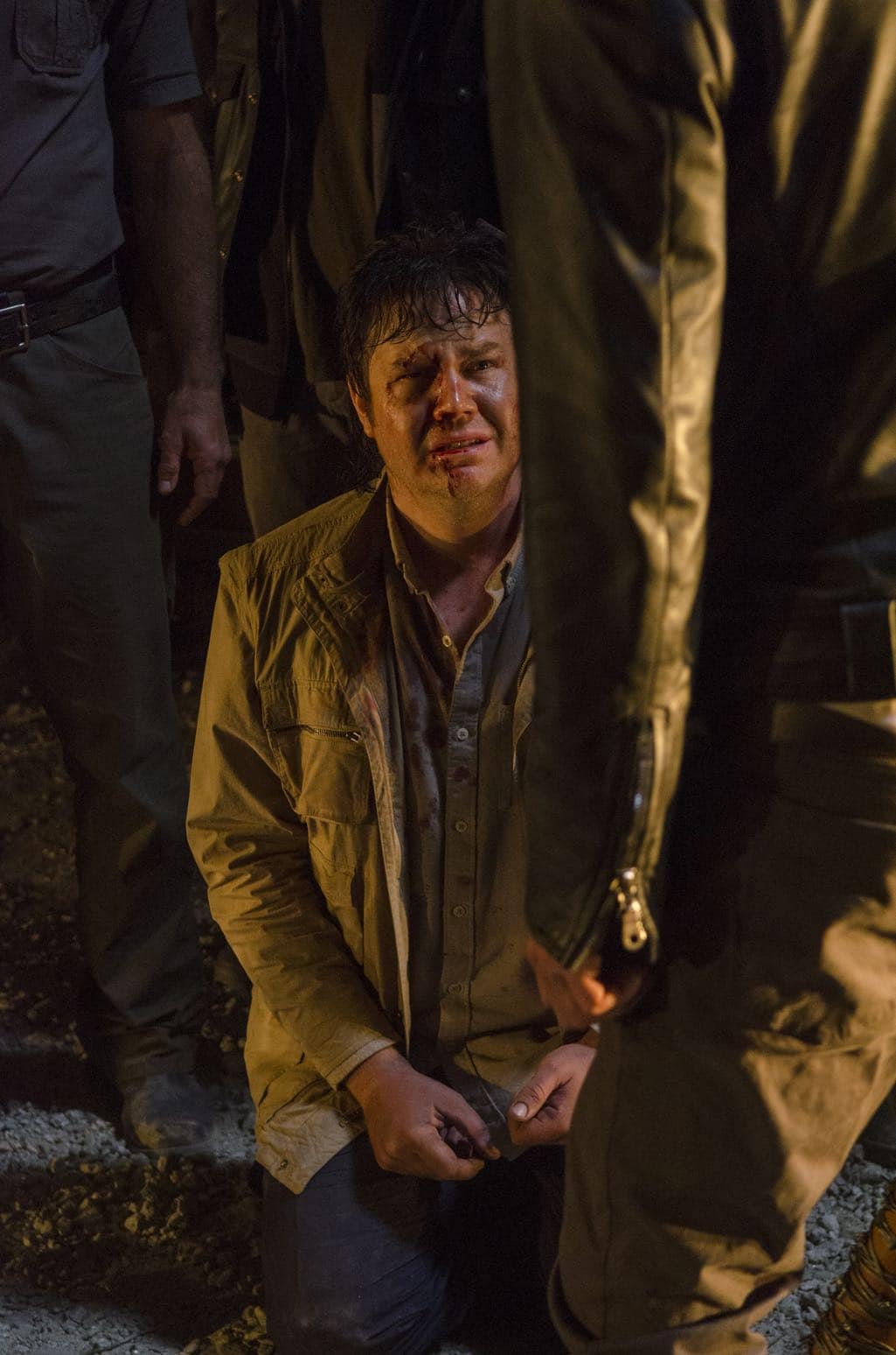 >>> NOT TO BE USED UNTIL 10/24/16 at 1:00 AM EST <<< Josh McDermitt as Dr. Eugene Porter, Jeffrey Dean Morgan as Negan - The Walking Dead _ Season 7, Episode 1 - Photo Credit: Gene Page/AMC