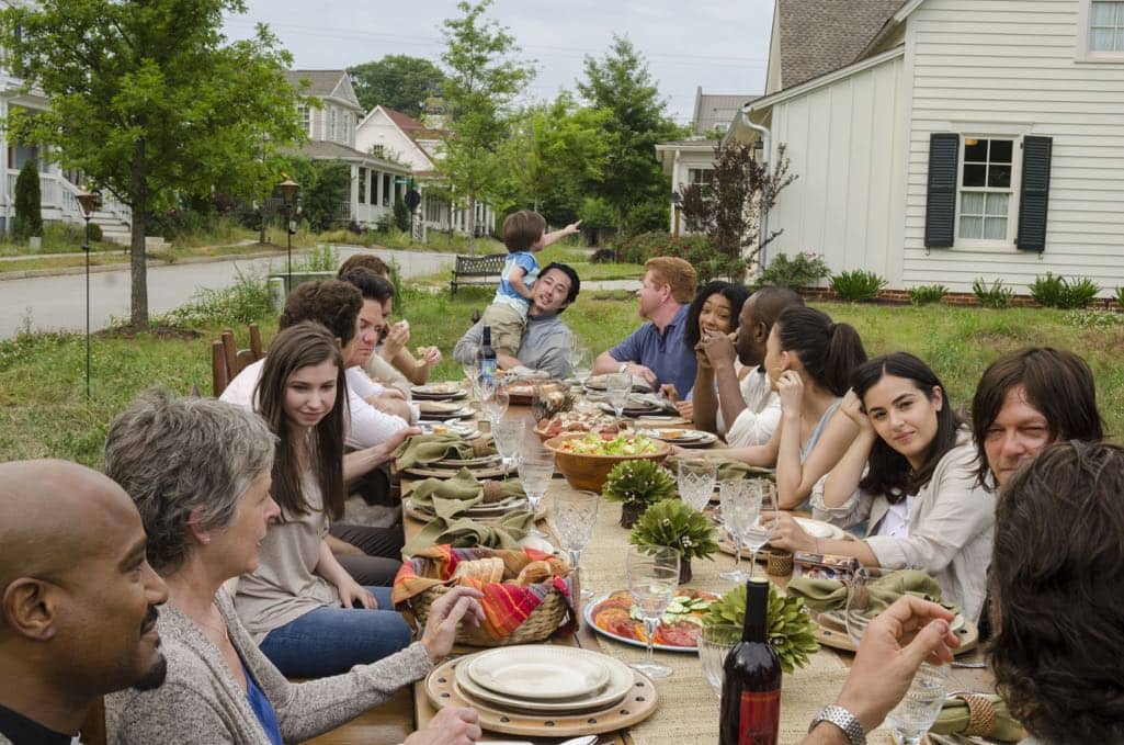 >>> NOT TO BE USED UNTIL 10/24/16 at 1:00 AM EST <<< Andrew Lincoln as Rick Grimes, Danai Gurira as Michonne, Norman Reedus as Daryl Dixon, Alanna Masterson as Tara Chambler, Christian Serratos as Rosita Espinosa, Lennie James as Morgan Jones, Sonequa Martin-Green as Sasha Williams, Michael Cudlitz as Sgt. Abraham Ford, Steven Yeun as Glenn Rhee, Lauren Cohan as Maggie Greene, Austin Nichols as Spencer Monroe, Josh McDermitt as Dr. Eugene Porter, Ross Marquand as Aaron, Katelyn Nacon as Enid, Chandler Riggs as Carl Grimes, Melissa McBride as Carol Peletier, Seth Gilliam as Father Gabriel Stokes - The Walking Dead _ Season 7, Episode 1 - Photo Credit: Gene Page/AMC
