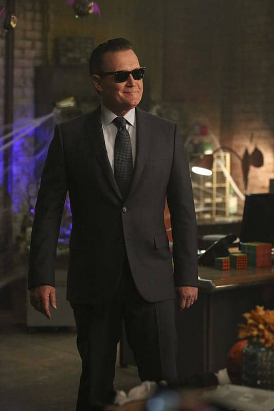 "Bat Poop Crazy" -- Coverage of the CBS series SCORPION, scheduled to air on the CBS Television Network. Photo: Michael Yarish/CBS é2016 CBS Broadcasting, Inc. All Rights Reserved