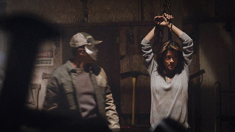 Hawaii Five-0 "Ka hale ho'okauweli" Pictured: Grace Park as Kono Kalakaua "Ka hale ho'okauweli" -- On Halloween, Five-0 investigates the murder of a medium with a checkered past who was apparently scared to death by a poltergeist. Also, Kono and Adam are kidnapped by what appears to be a death cult, on HAWAII FIVE-0, Friday, Oct. 28 (9:00-10:00 PM, ET/PT), on the CBS Television Network. Pictured: Grace Park as Kono Kalakaua. Photo: CBS é2016 CBS Broadcasting, Inc. All Rights Reserved