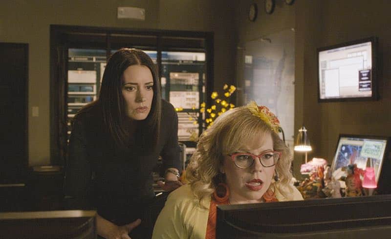 "Keeper" -- The BAU team searches for a serial killer along the Appalachian Trail in rural Virginia, on CRIMINAL MINDS, Wednesday, Oct. 26 (9:00-10:00 PM, ET/PT), on the CBS Television Network. Pictured: Paget Brewster (Emily Prentiss), Kirsten Vangsness (Penelope Garcia) Photo: CBS é2016 CBS Broadcasting, Inc. All Rights Reserved