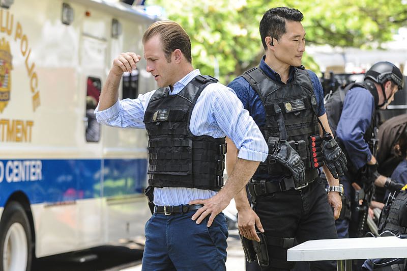 "Ke KÃ
« 'Ana" -- When a cache of guns is stolen from a gun range, Five-0 discovers the culprit is intent on making a dramatic and potentially deadly statement on gun violence. Also, Kono and Adam are finally reunited when he is released from prison, on HAWAII FIVE-0, Friday, Oct. 21 (9:00-10:00 PM, ET/PT), on the CBS Television Network. ("Ke KÃ
« 'Ana" is Hawaiian for "The Stand") Pictured left to right: Scott Caan as Danny "Danno" Williams and Daniel Dae Kim as Chin Ho Kelly. Photo: Norman Shapiro/CBS é2016 CBS Broadcasting, Inc. All Rights Reserved