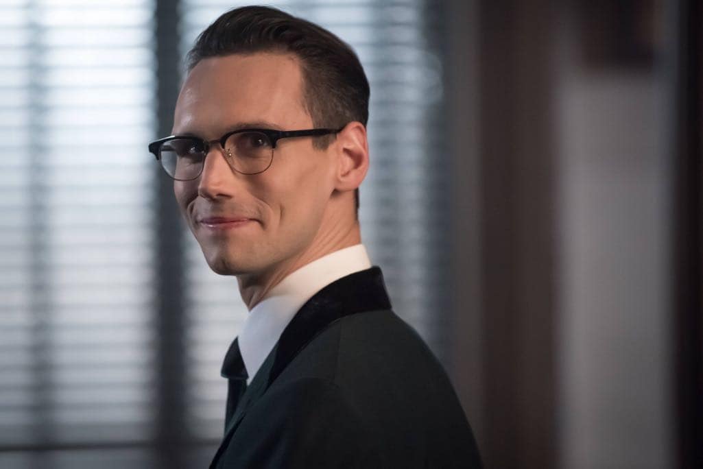 GOTHAM: Cory Michael Smith in the“Mad City: Anything For You” episode of GOTHAM airing Monday, Oct. 17 (8:00-9:01 PM ET/PT) on FOX. ©2016 Fox Broadcasting Co. Cr: Jeff Neumann/FOX. GOTHAM: Cory Michael Smith in the“Mad City: Anything For You” episode of GOTHAM airing Monday, Oct. 17 (8:00-9:01 PM ET/PT) on FOX. ©2016 Fox Broadcasting Co. Cr: Jeff Neumann/FOX.