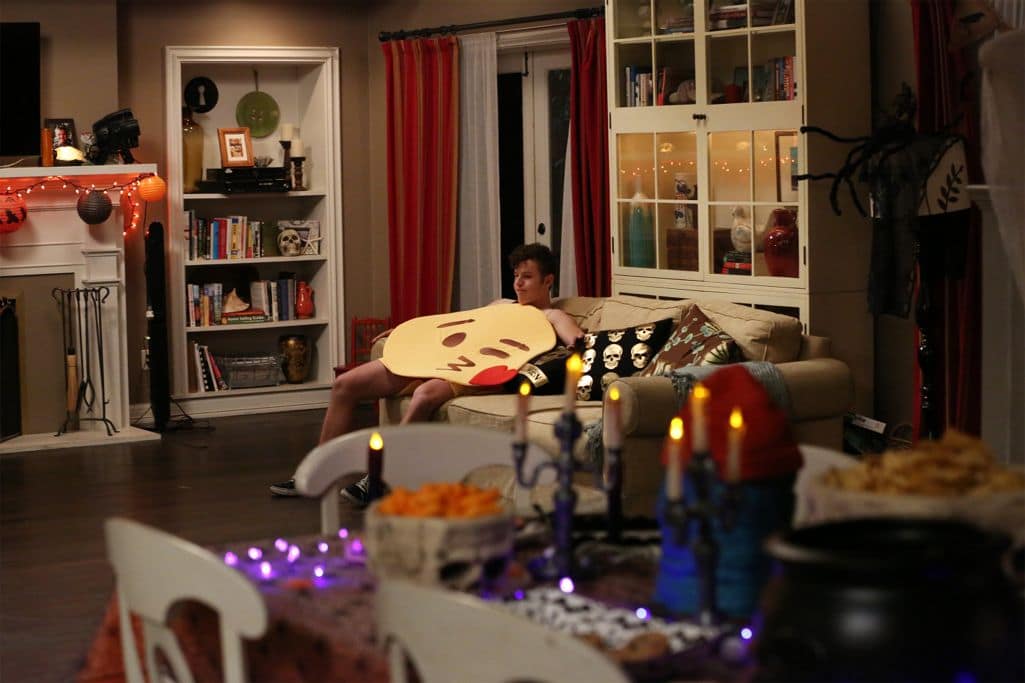 MODERN FAMILY - "Halloween 4: The Revenge of Rod Skyhook" - Luke's Halloween party isn't the monster bash he dreamed of and is at risk of having the worst party of the year. Sensing trouble, the rest of the Dunphy's realize all his party needs is a visit from Rod Skyhook, a little promotion and some adult supervision to get it started. Meanwhile at the Tucker-Pritchett home, Cam faces off with his Halloween nemesis while Lily and Mitchell try to save the day and work to keep him from going to the darkside. Finally, when Jay finds out that Manny is going to a party at the home of an old enemy, he enlists him to deliver a trick he will never forget. "Modern Family" airs WEDNESDAY, OCTOBER 26 (9:00-9:30 p.m. EDT), on the ABC Television Network. (ABC/Carol Kaelson) NOLAN GOULD