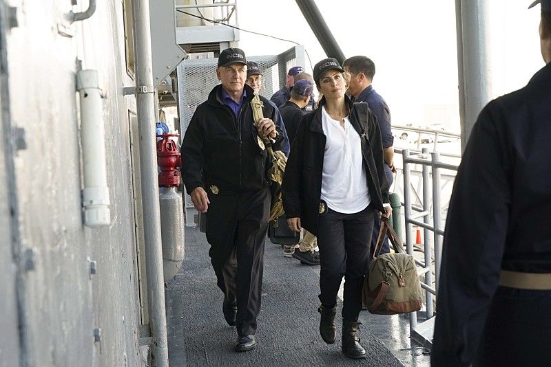 "Love Boat" -- After the body of a navy lieutenant is discovered aboard a destroyer during a tiger cruise, when civilian guests are allowed to spend the night on the ship, Gibbs, Quinn and Palmer travel out to sea to investigate. Also, McGee contemplates the perfect proposal for Delilah Fielding (Margo Harshman), on NCIS, Tuesday, Oct. 11 (8:00-9:00 PM, ET/PT), on the CBS Television Network. Pictured: Mark Harmon, Jennifer Esposito. Photo: Bill Inoshita/CBS é2016 CBS Broadcasting, Inc. All Rights Reserved