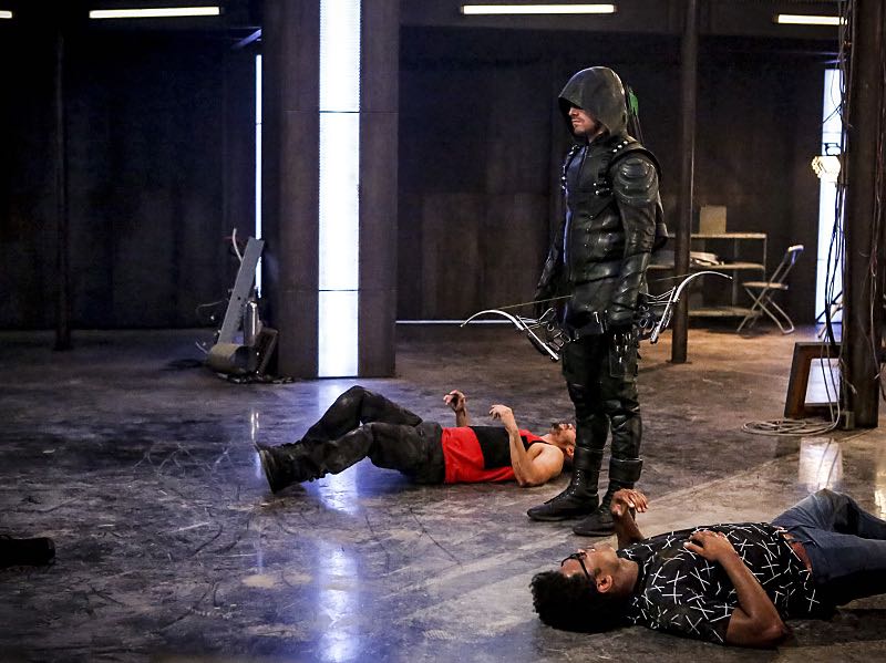 Arrow -- "The Recruits" -- Image AR502a_0162b.jpg -- Pictured (L-R): Rick Gonzales as Rene Ramirez/Wild Dog and Stephen Amell as Green Arrow and Echo Kellum as Curtis Holt -- Photo: Bettina Strauss/The CW -- é 2016 The CW Network, LLC. All Rights Reserved.